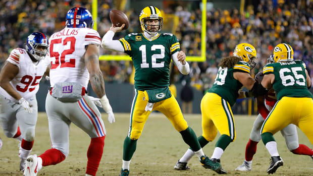 aaron-rodgers-packers-giants-wild-card.jpg